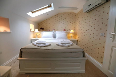 Hotel Les Jardins Carol, Bucharest, Romania