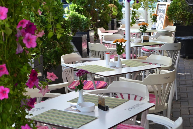 Hotel Les Jardins Carol, Bucharest, Romania