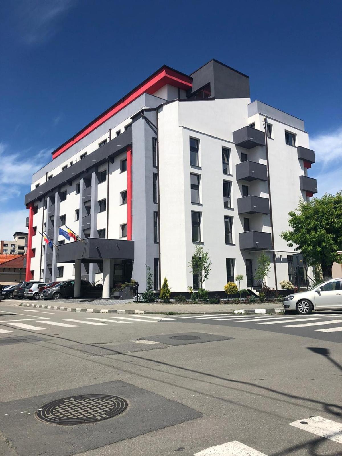 Cazare bloc nou ultracentral, Rumanía