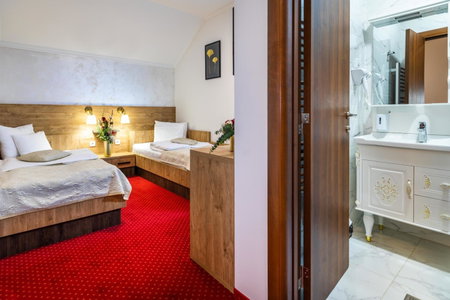 Garni Hotel Royal Crown, Subotica, Serbie