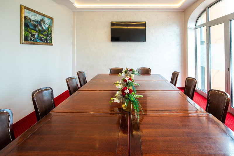 Garni Hotel Royal Crown, Subotica, Serbie