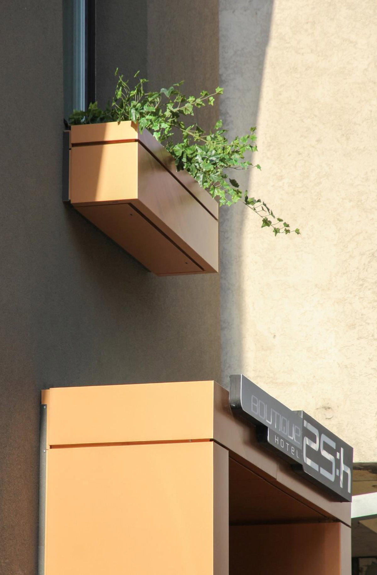 BOUTIQUE 25h by Eva stay 018, Serbia