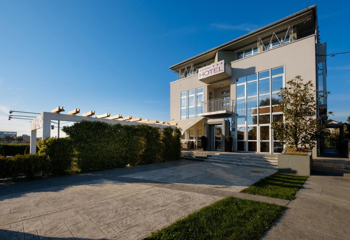 Apart K Apartments, Serbie