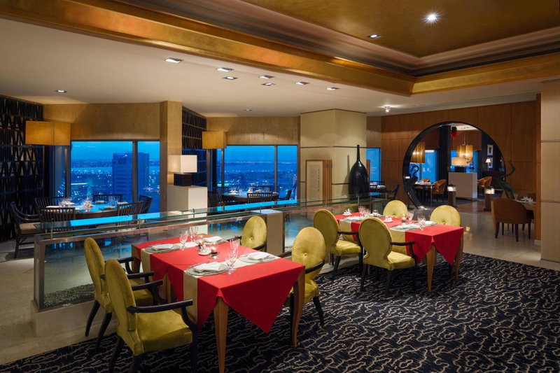 Sheraton Dammam Hotel & Convention Centre, Dammam, Саудовская Аравия