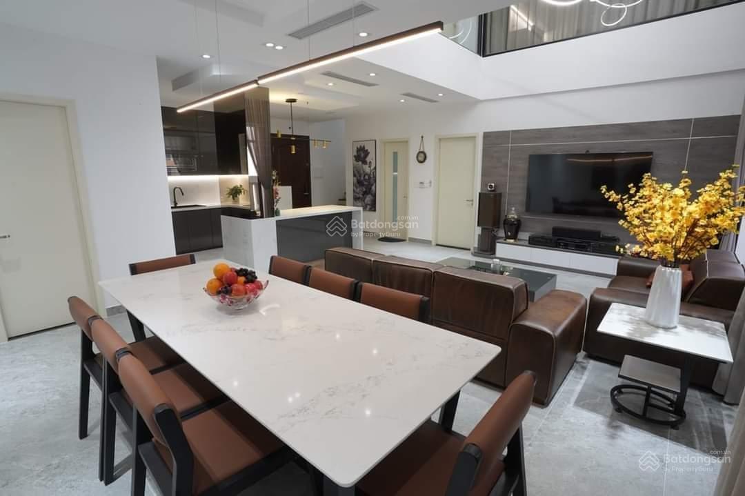 Apartment for sale in Ha Dong, Vietnam · Roman Plaza Project · 5 rooms, 4 baths