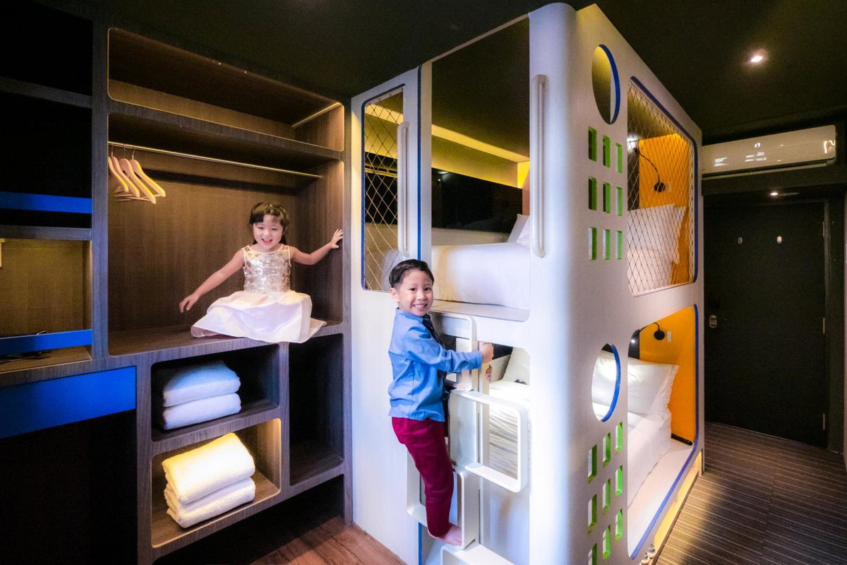 CUBE Family Boutique Capsule Hotel at Chinatown, Сингапур