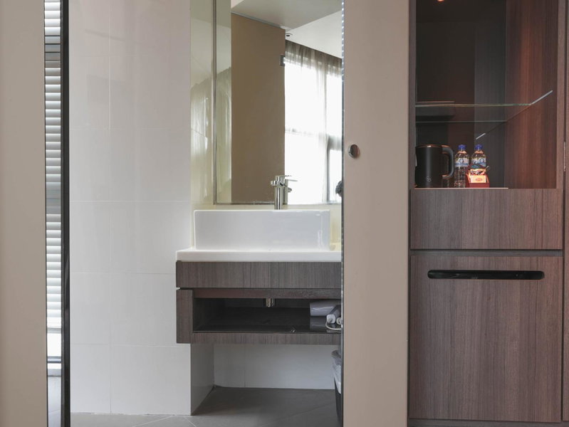 Amrise Hotel Kitchener, Check In 9PM, Check Out 8AM, Сингапур, Сингапур