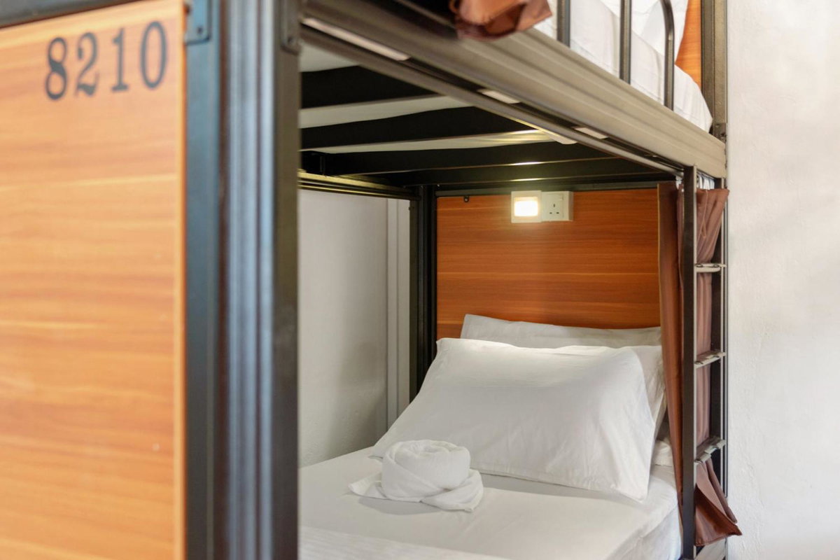 7 Wonders Hostel at Upper Dickson, Сингапур