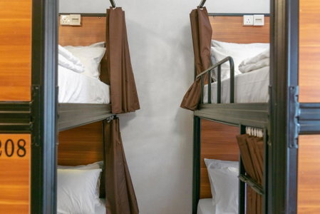 7 Wonders Hostel at Upper Dickson, Сингапур, Сингапур