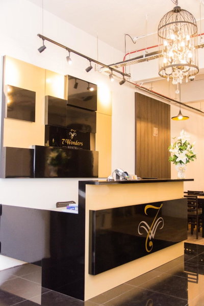 7 Wonders Boutique Capsule, Сингапур, Сингапур