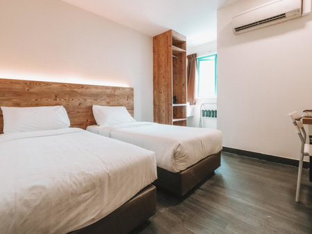 A Hotel Desker, Сингапур, Сингапур