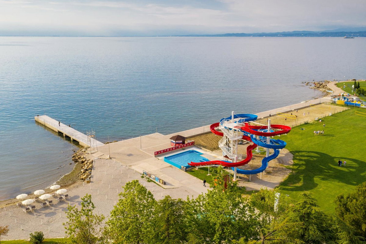 Dependences - San Simon Resort, Slovenia