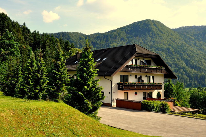 Nature Hotel Lukanc, Kranj, Словения