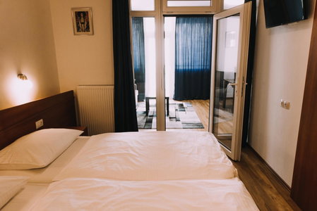 Hotel Bellevue, Kranj, Словения