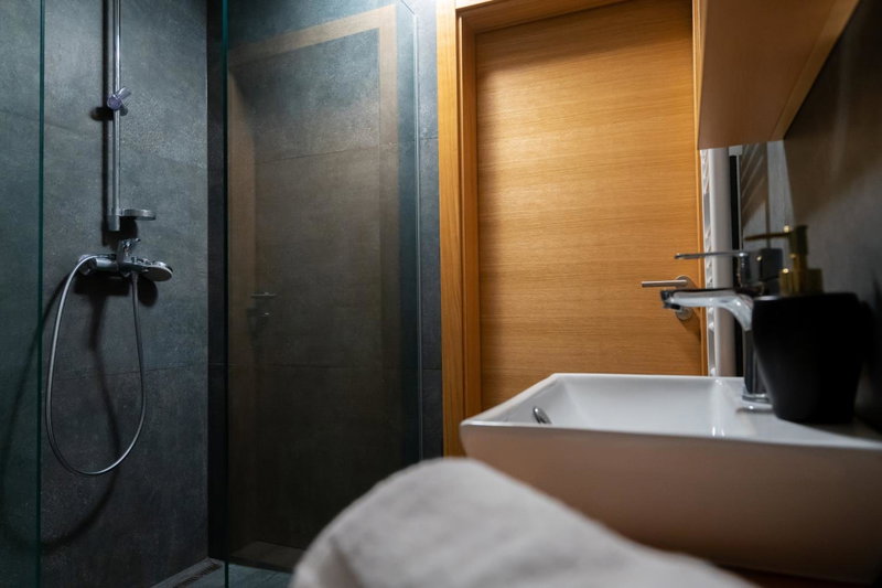PJ Apartments & Wellness - Hot Tub & Sauna - Free Parking, Cerklje na Gorenjskem, Slovenia