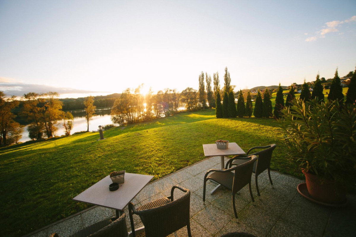 Šiker B&B Hotel, Slovénie