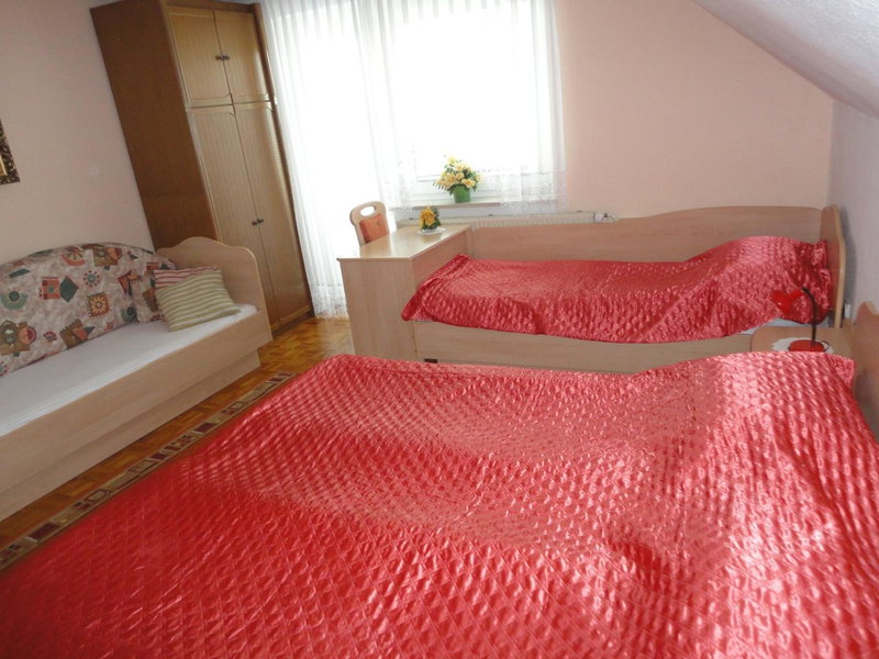 Rooms & Apartments Jana, Kranj, Словения