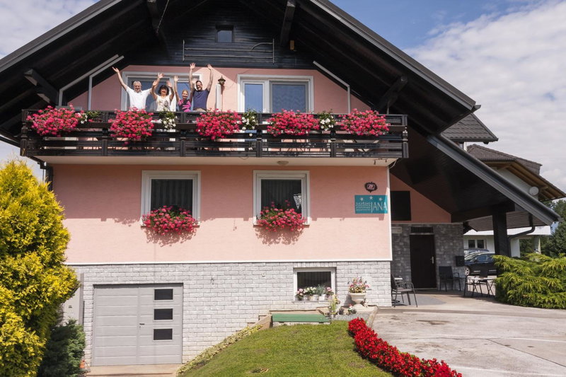 Rooms & Apartments Jana, Kranj, Словения