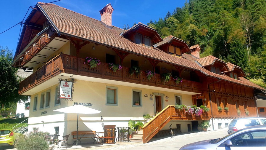Rooms & Apartments Pr Matjon, Kranj, Slowenien