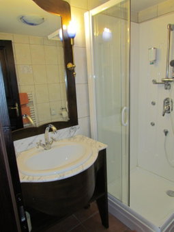 Črni Baron Pension Black Baron, Maribor, Словения