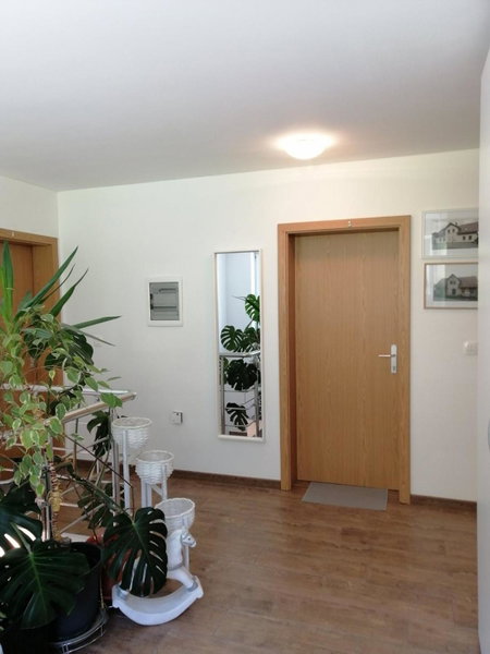 Sobe pri Roži, Postojna, Словения