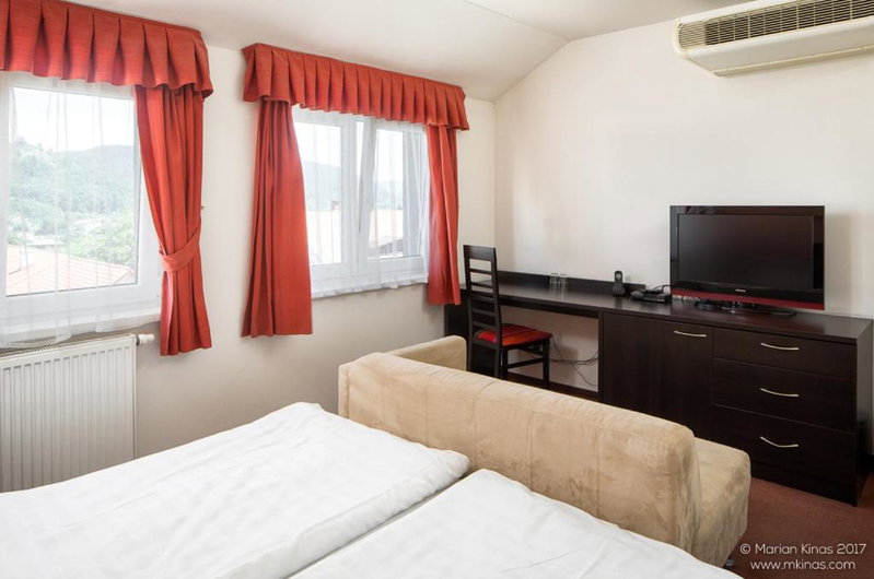 Garni HOTEL Fellini, Ziar nad Hronom, Eslovaquia