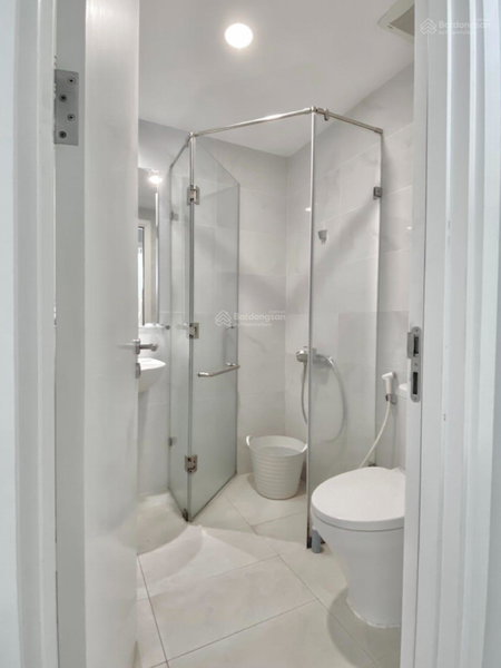 Apartment for sale in Nha Be, Vietnam · Masteri An Phu · 2 rooms, 2 baths