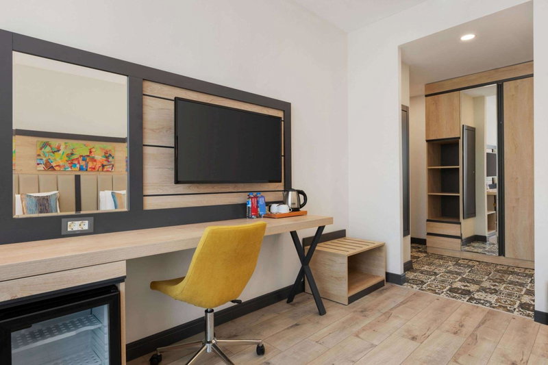 Ramada Encore By Wyndham Istanbul Basin Express, Basaksehir, Turkey