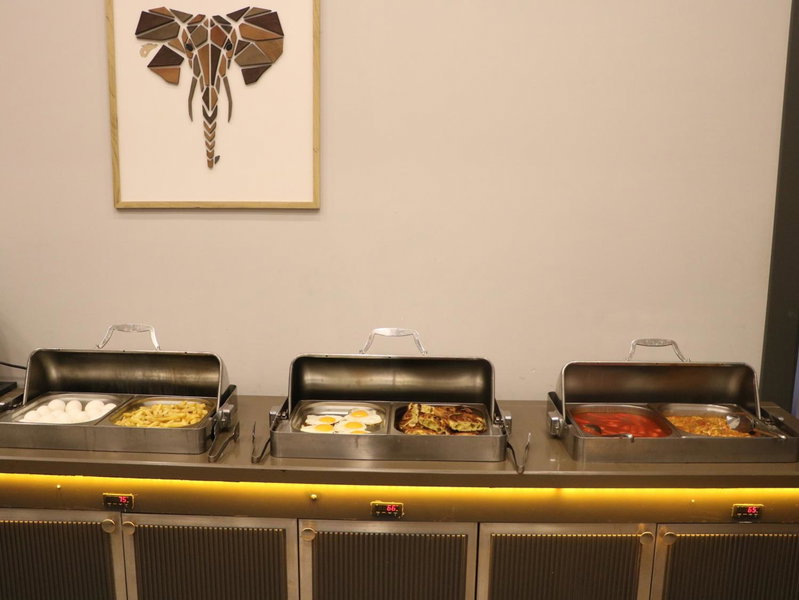 Isnova Hotel Airport, Muratpasa, Turkey