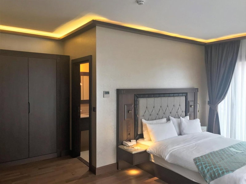 Sera Lake Resort Hotel Spa & Aparts, Akcaabat, Turquía