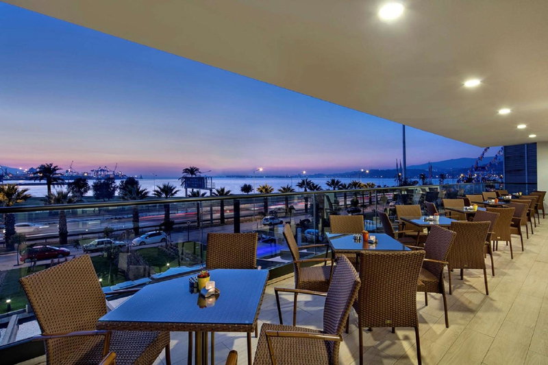 Hilton Garden Inn Izmir Bayrakli, Izmir, Turquía