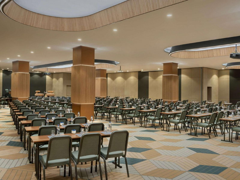 Mövenpick Hotel Istanbul Marmara Sea, Zeytinburnu, Turkey