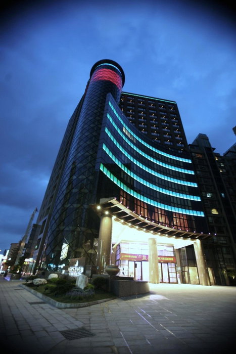 Monarch Skyline Hotel-Near Taimall, Taoyuan City, 台湾