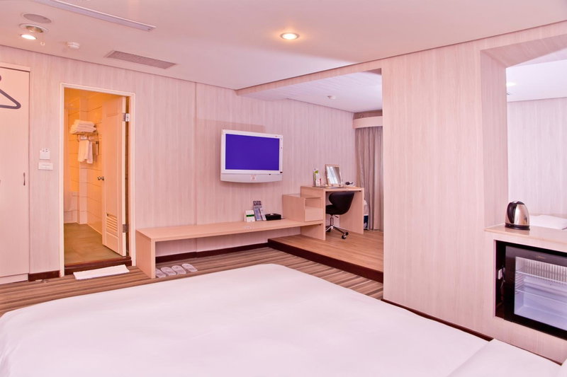 Yomi Hotel - ShuangLian MRT, Taipei, 台湾
