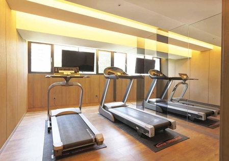 Royal Group Hotel Minghua Branch, Kaohsiung, 台湾