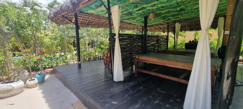 Salama & Mbuyuni Bungalows, Matemwe, Tanzania