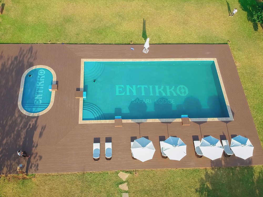 Hotel · Entikko Safari Lodge, Paraa