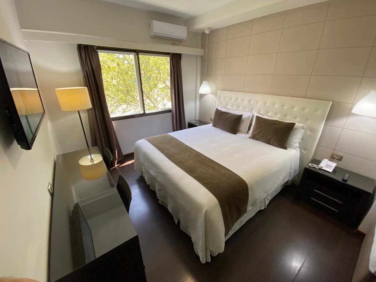 Hôtel · Hotel Alvear, Montevideo