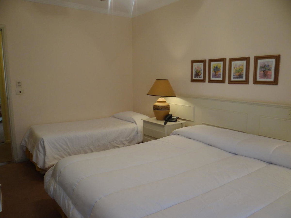 Hotel Italiano, Uruguay