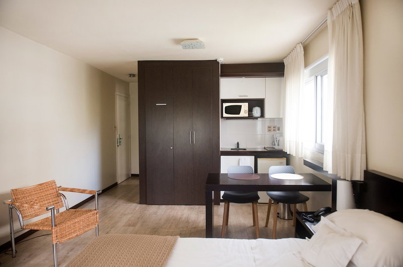 27 Suites Apart Hotel, Montevideo, Uruguay