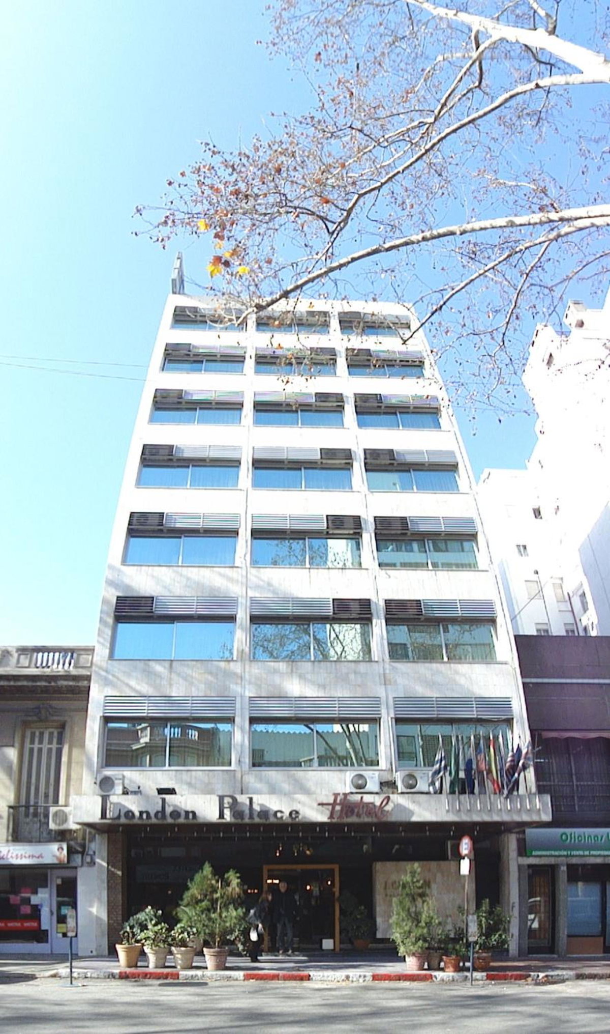 Hotel London Palace, Uruguay