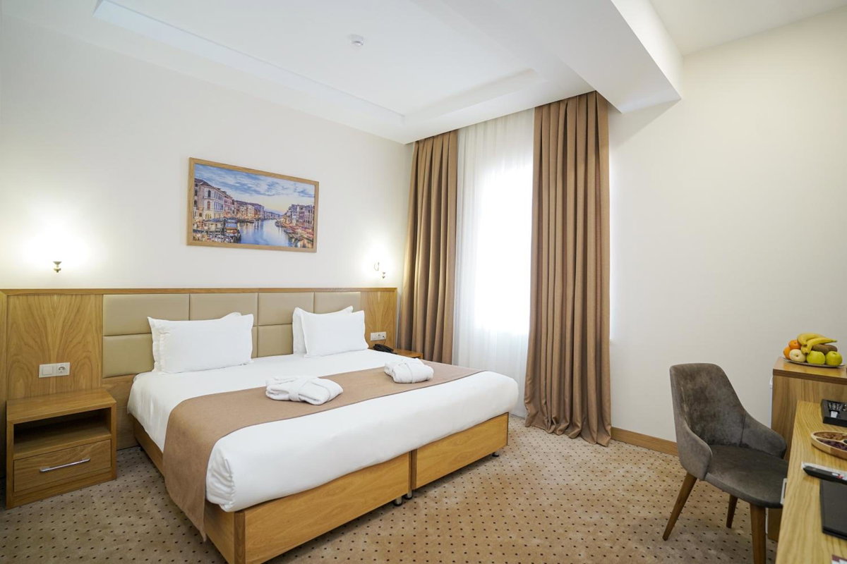 Milan Hotel, Uzbekistan