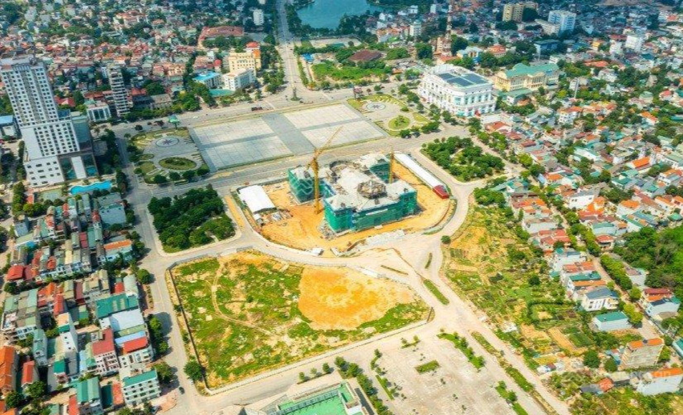 Apartment for sale in Viet Tri, Vietnam · Hung Vuong Street · 1 room, 1 bath