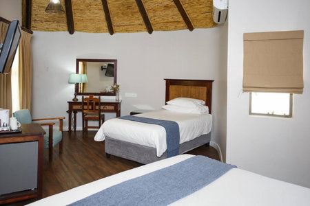 Protea Hotel by Marriott Oudtshoorn Riempie Estate, Oudtshoorn, South Africa
