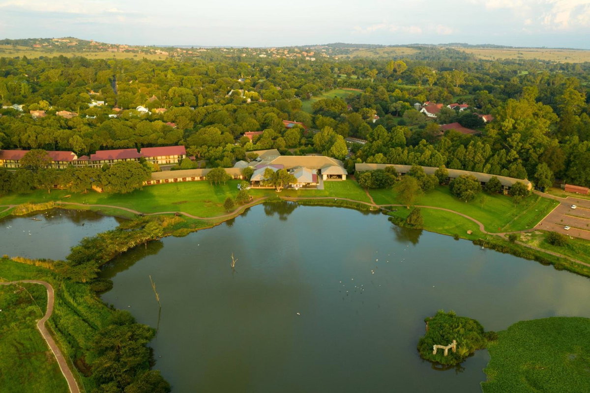 Отель · Irene Country Hotel, Centurion