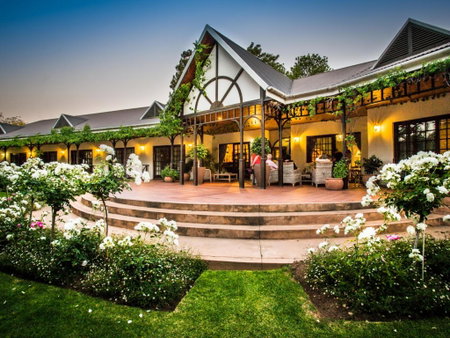 Hlangana Lodge, Oudtshoorn, South Africa