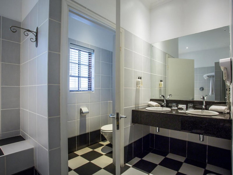 Hlangana Lodge, Oudtshoorn, South Africa