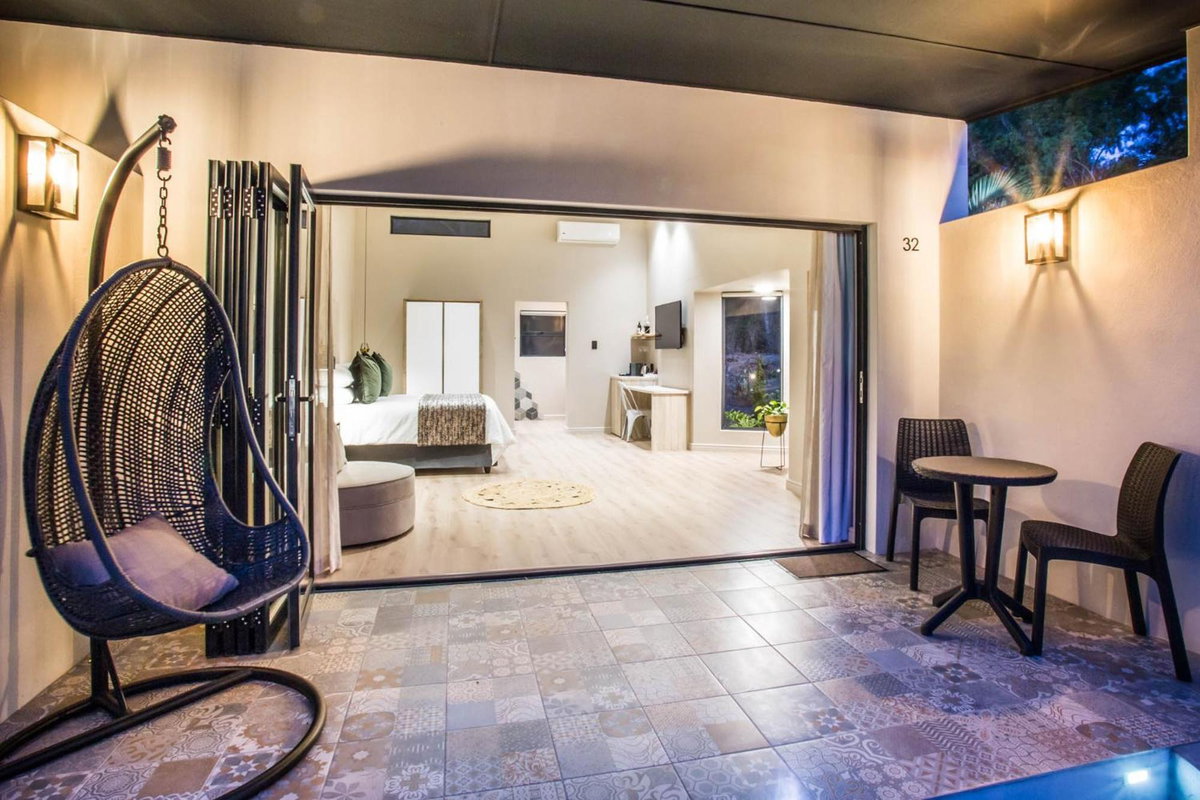 Hotel · Hlangana Lodge, Oudtshoorn