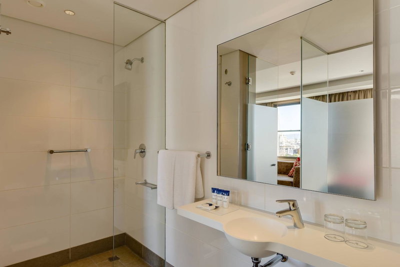 Protea Hotel by Marriott Cape Town Waterfront Breakwater Lodge, Cape Town, South Africa