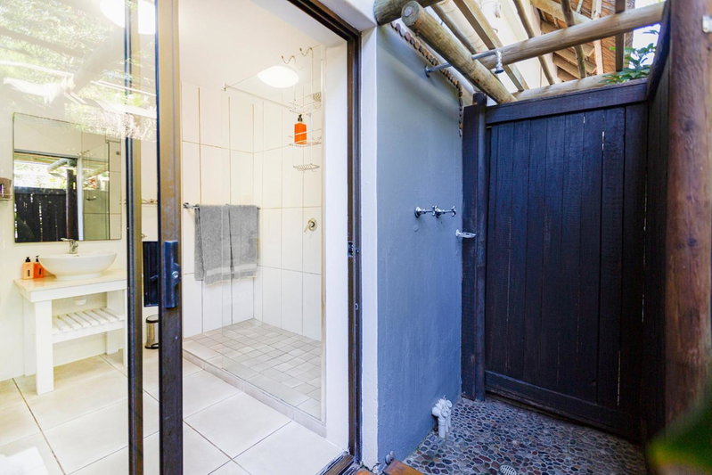 BonBini Guest House, Kruisfontein, South Africa